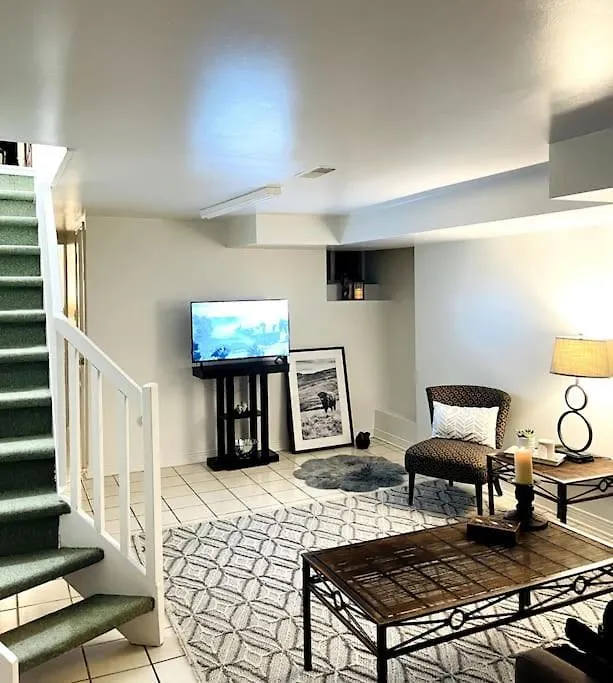 Apartment Vintage 2 Bed 2 Bath Suite Distillery District Toronto Canada