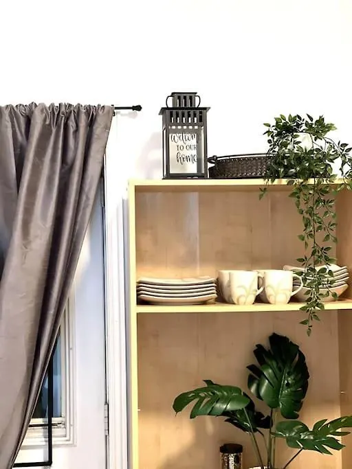 Vintage 2 Bed 2 Bath Suite Distillery District Toronto