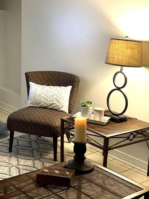 Vintage 2 Bed 2 Bath Suite Distillery District Toronto Apartament